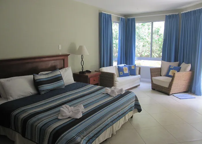 The Hideaway 4*